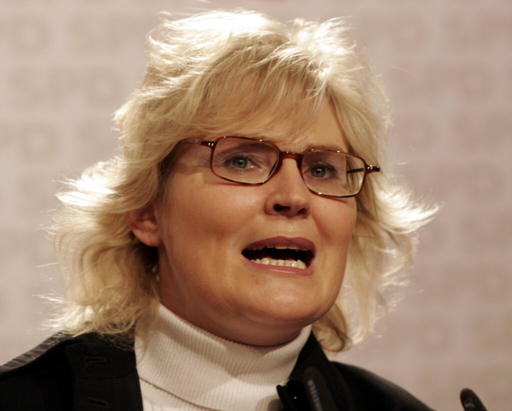 Ministrul german al Apărării demisionează. Christine Lambrecht, criticată pentru „seria de gafe” cu privire la războiul din Ucraina