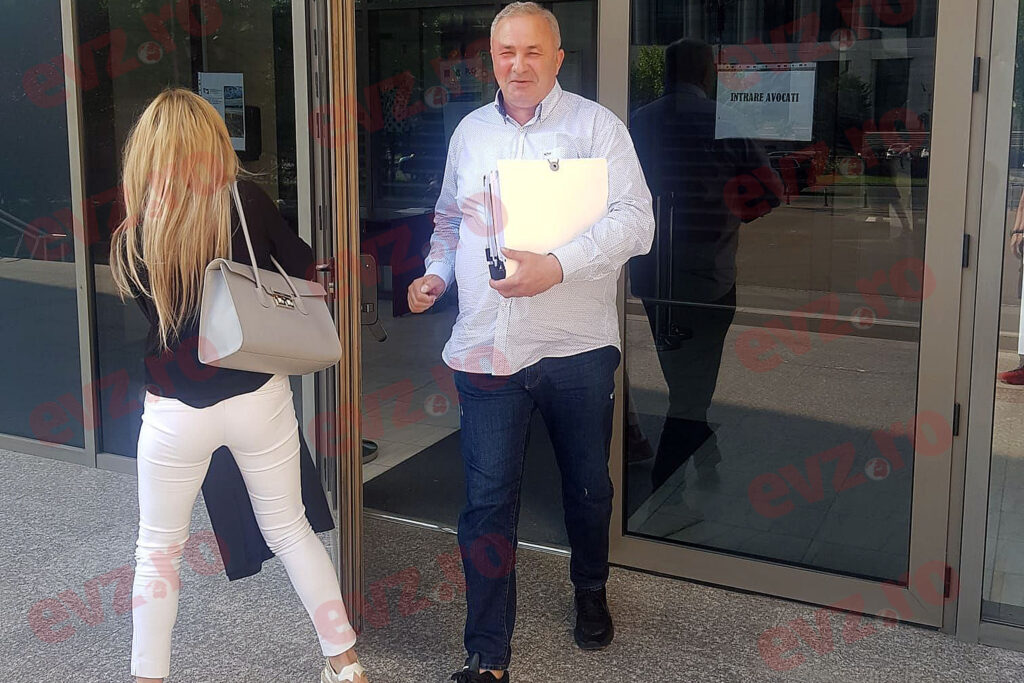 EXCLUSIV. Procesul unui fals procuror DIICOT care se dădea drept apropiat al procurorului general adjunct Bogdan Licu