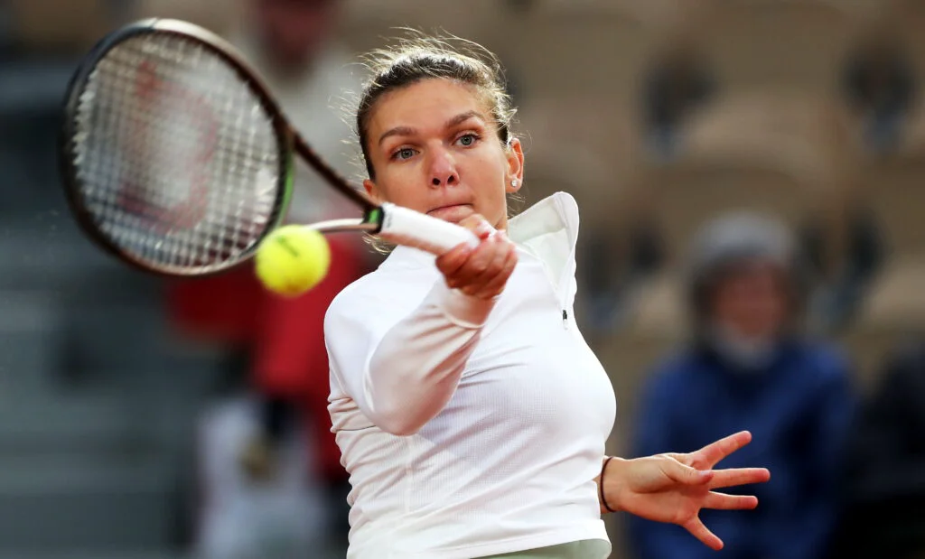 Victorie pentru Simona Halep în primul tur la Roland Garros, după un meci de două ore