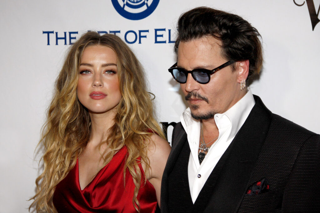 Sora lui Amber Heard susține că Johnny Depp a devenit agresiv fizic la adresa actriței: Depp era „în mod clar, beat”