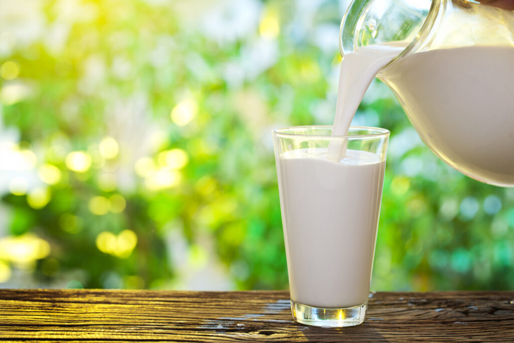 Penuria alimentară din SUA, combătută cu ajutorul producătorului de lapte al familiei regale britanice: „Așteptăm cu nerăbdare să aducem părinților din SUA cea mai bună formulă”