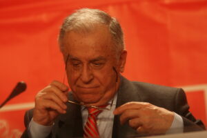 Ion Iliescu, în fața justiției. Azi se judecă un nou termen al Dosarului Revoluției 3