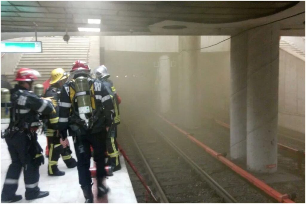 Încă un incident la metrou! Fum între stațiile Eroii Revoluției și Tineretului