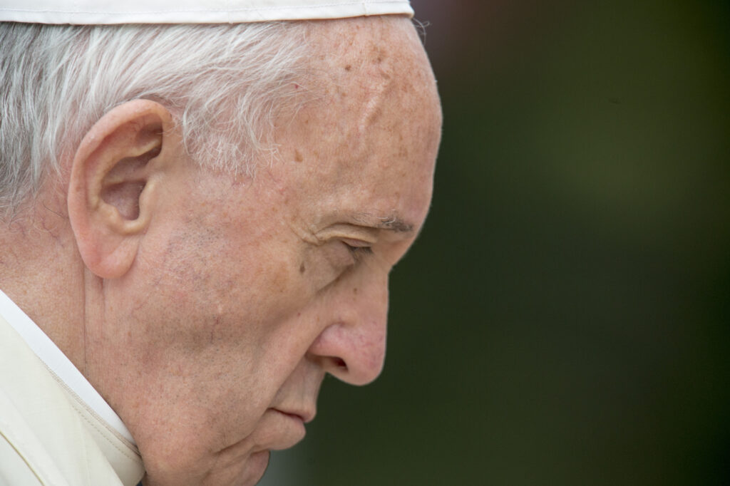 Papa Francisc este pus într-o situație dificilă. Cerință specială din partea organizațiilor care militează pentru drepturile omului