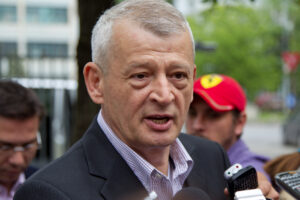 Sorin Oprescu a dat statul român în judecată