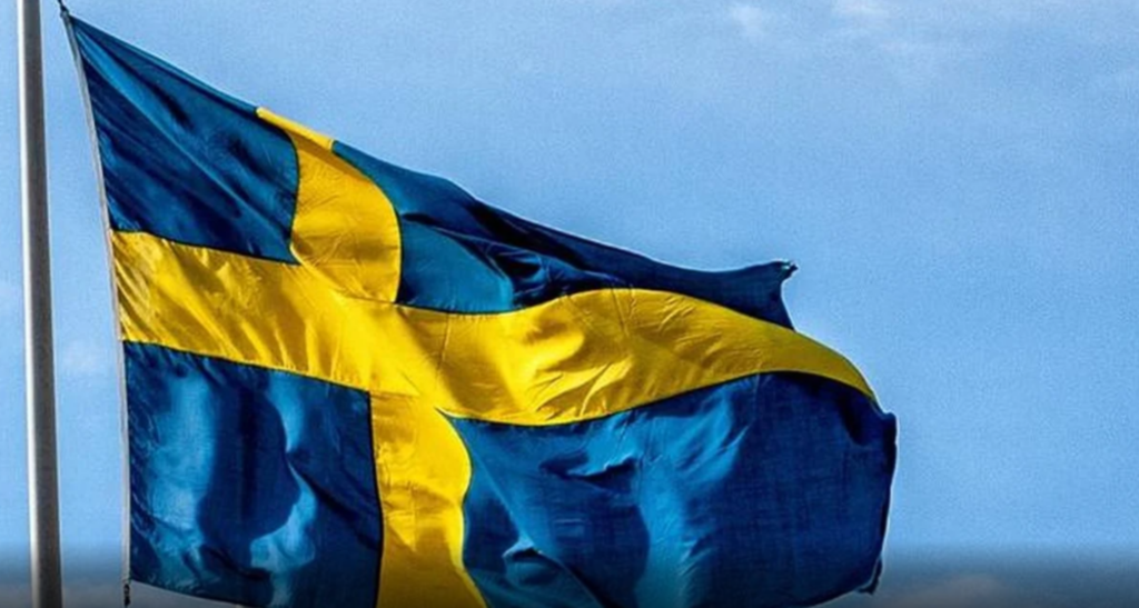 Suedezii, exemplu pentru toți europenii. Numărul celor ce se înrolează a crescut cu 600%
