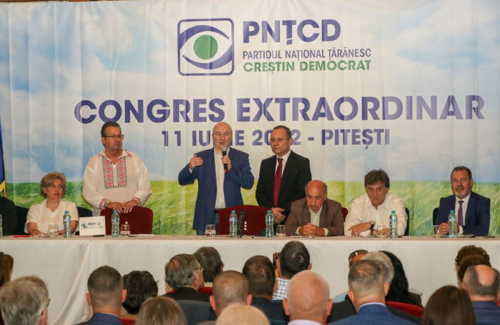 Aurelian Pavelescu, reconfirmat în funcție la Congresul Extraordinar al PNȚCD