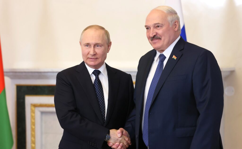 Putin și aliatul său cel mai apropiat, președintele Lukașenko din Belarus, vorbesc despre o adâncire a colaborării lor