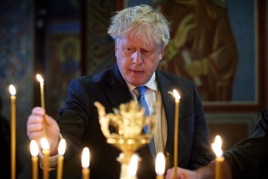 Boris Johnson demisionează de la conducerea Conservatorilor. Va rămâne premier până la toamnă