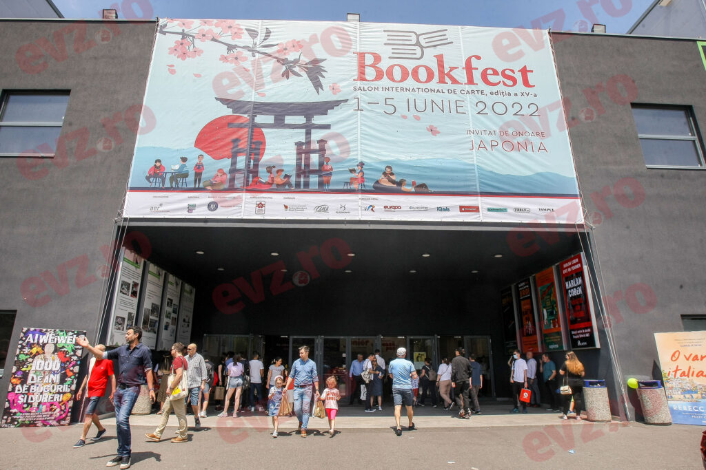 Bookfest și-a deschide porțile de 1 iunie. Programul evenimentului. Oferta editurii Evenimentul și Capital. Galerie foto