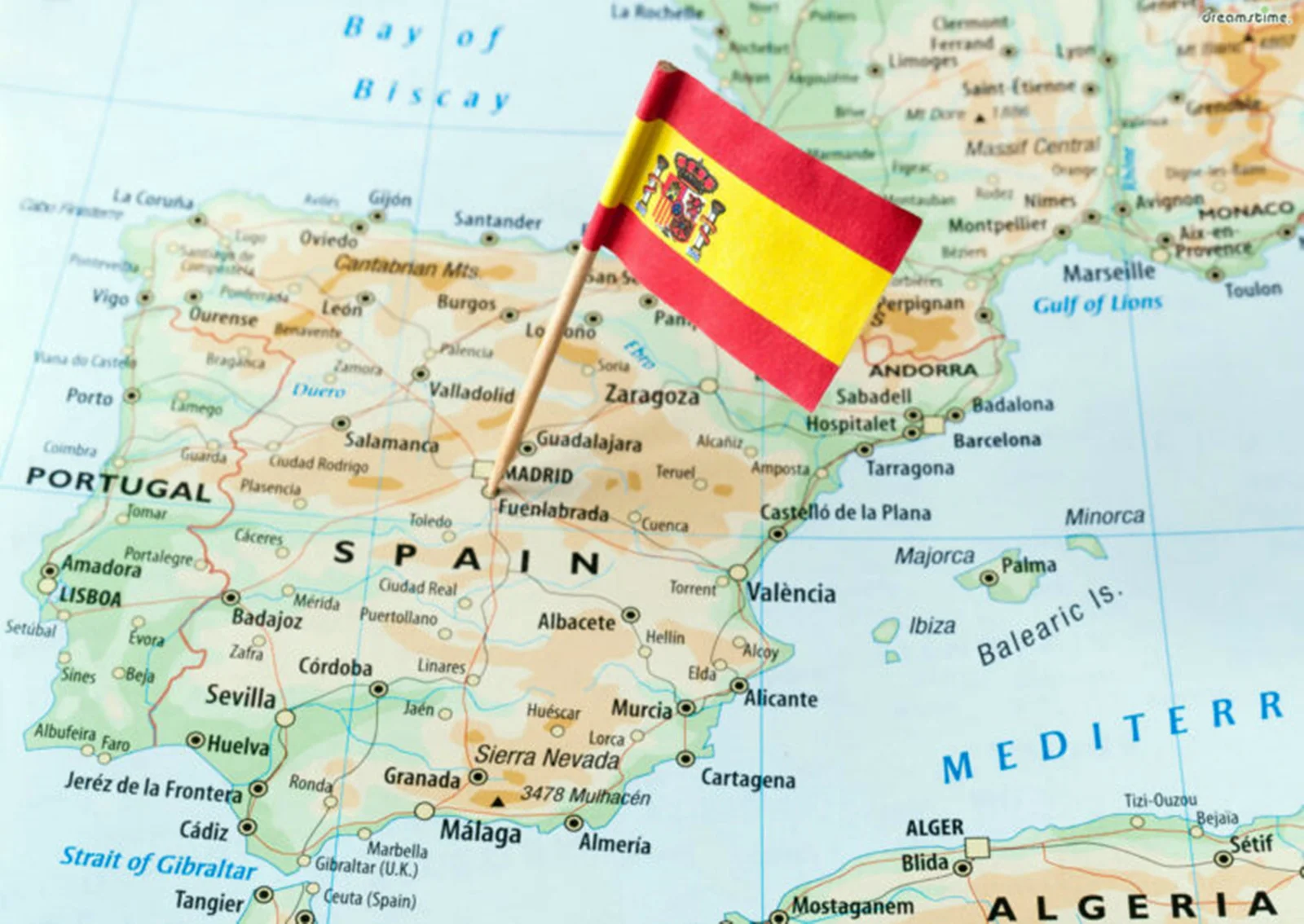 Cetăţenie spaniolă pentru români. Ce prevede acordul