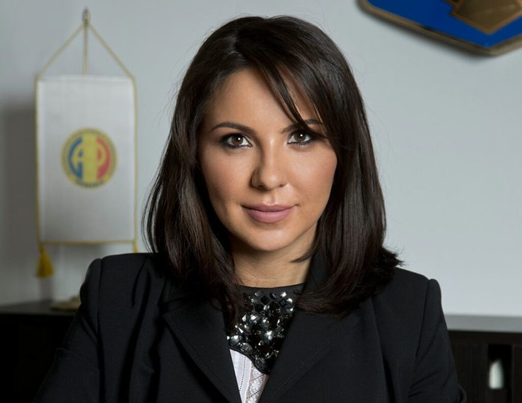 Tribunalul București a achitat-o pe Ana Maria Pătru. Infracțiunile invocate de procurorii DNA Ploiești nu există