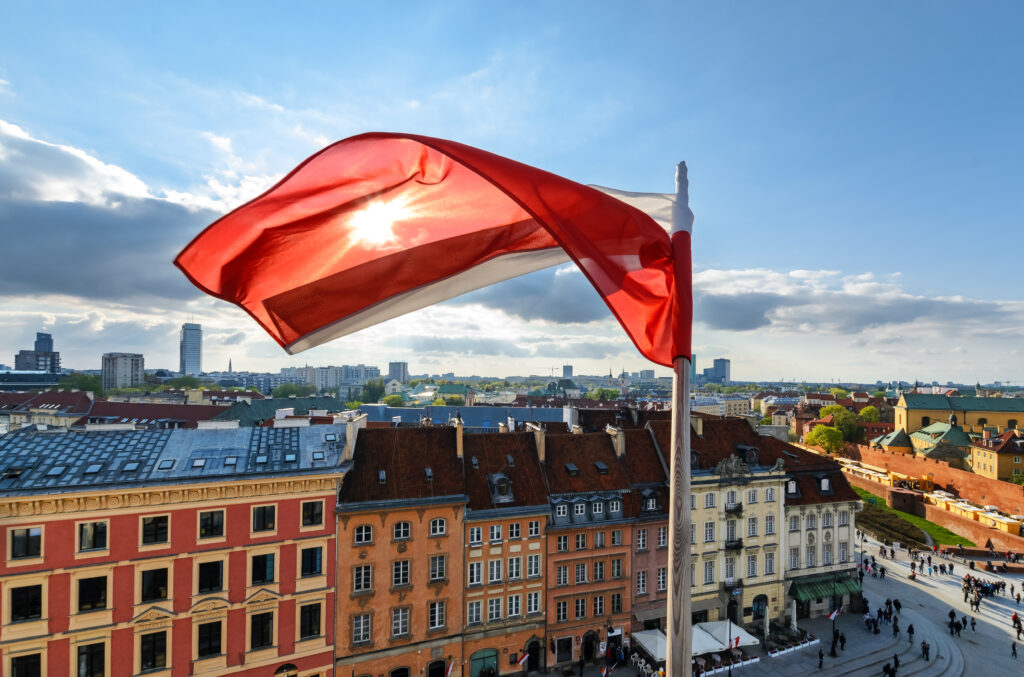 Puterea din Polonia se opune reformei justiției propusă de UE. Miza, 35,4 de miliarde de euro