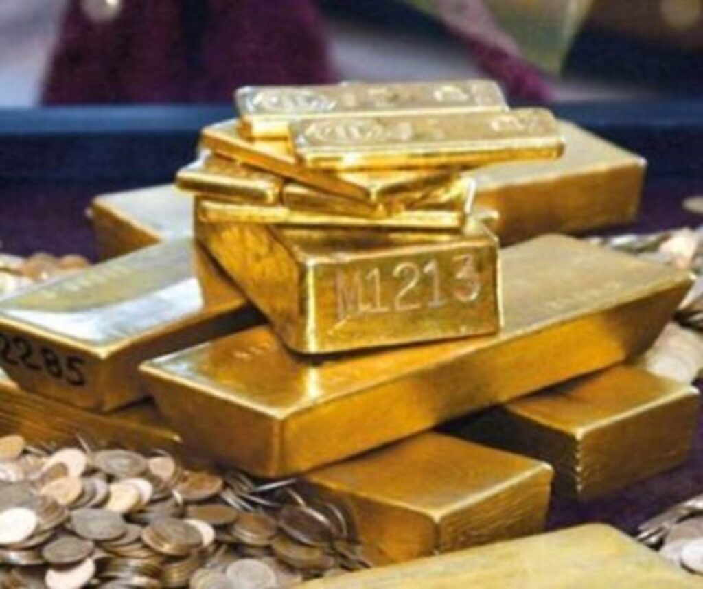 Douăzeci de containere care erau încărcate cu aur au fost furate
