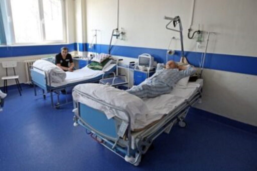 Reguli noi privind vizitarea pacienților internați în spitale. Programul publicat de Ministerul Sănătății