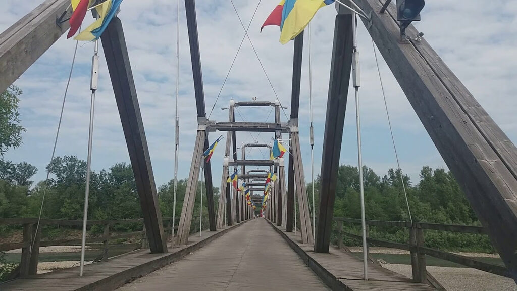 Alerta cu bombă de la granița României cu Ucraina a fost falsă. Traficul în punctul de trecere a frontierei Sighetu Marmației a fost reluat