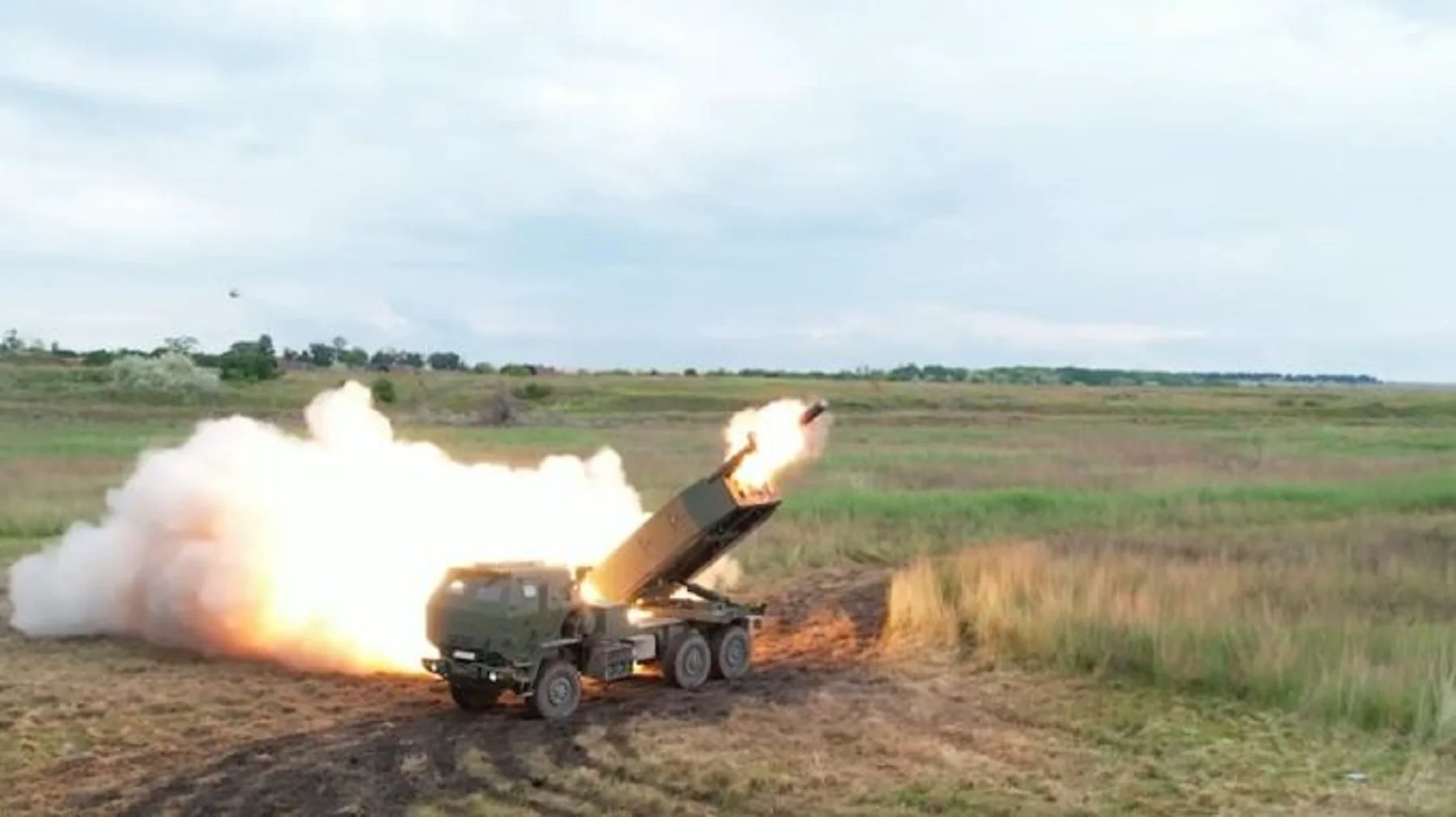 Forțele ruse au bombardat regiunea Dnipropetrovsk. Au folosit lansatoare de rachete Grad și artilerie grea. Video