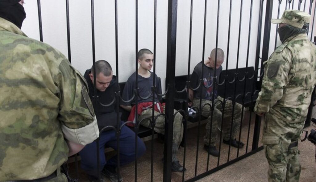 Planul Ucrainei de-a salva soldații străini condamnați la moarte prin împușcare de separatiștii susținuți de Moscova