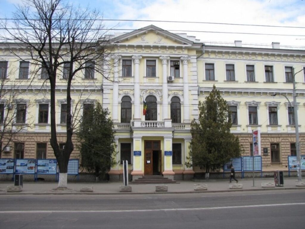 Republica Moldova a bugetat doar 8600 de locuri în universități  