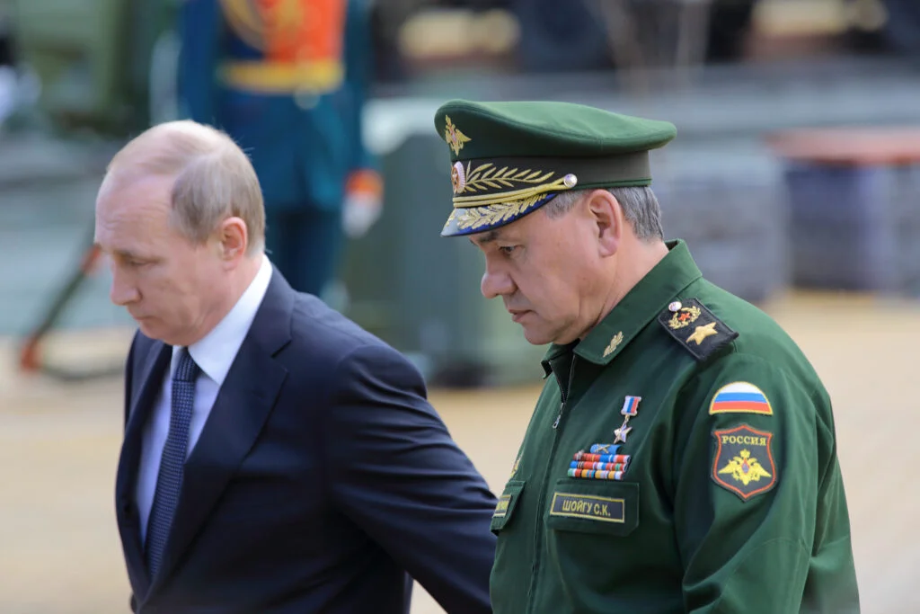 Viaţa dublă a ministrului rus al Apărării, Serghei Șoigu, dată în vileag. Omul lui Vladimir Putin ar avea încă un fiu cu amanta. Video