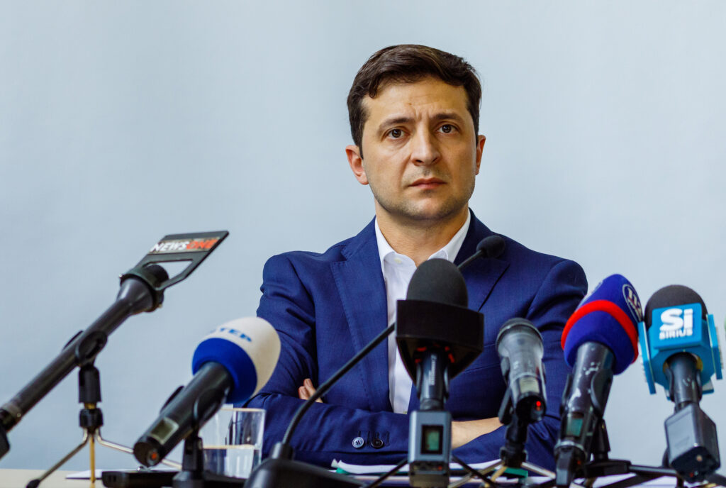 După ce l-a atacat pe Zelenski, ministerul ucrainean de Externe i-a cerut președintelui Parlamentului Ungariei să arate un certificat de sănătate mintală