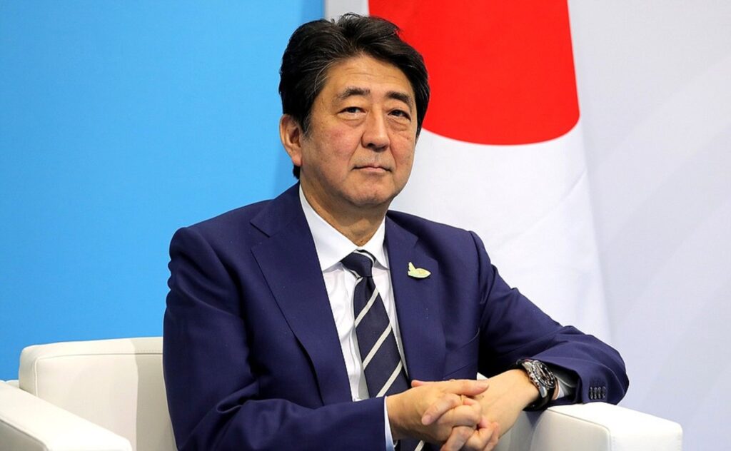 Update. Shinzo Abe a murit la spital, după ce a fost împușcat. Cel mai longeviv premier al Japoniei se afla în campanie electorală