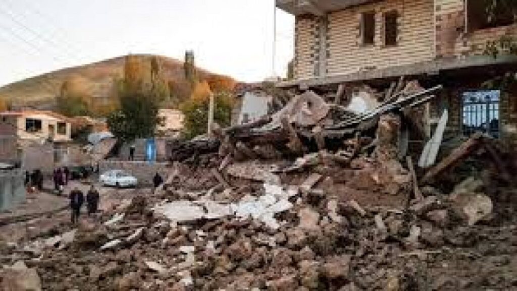 Cutremur extrem de puternic, cinci persoane au murit. Seismul a avut peste 12 replici