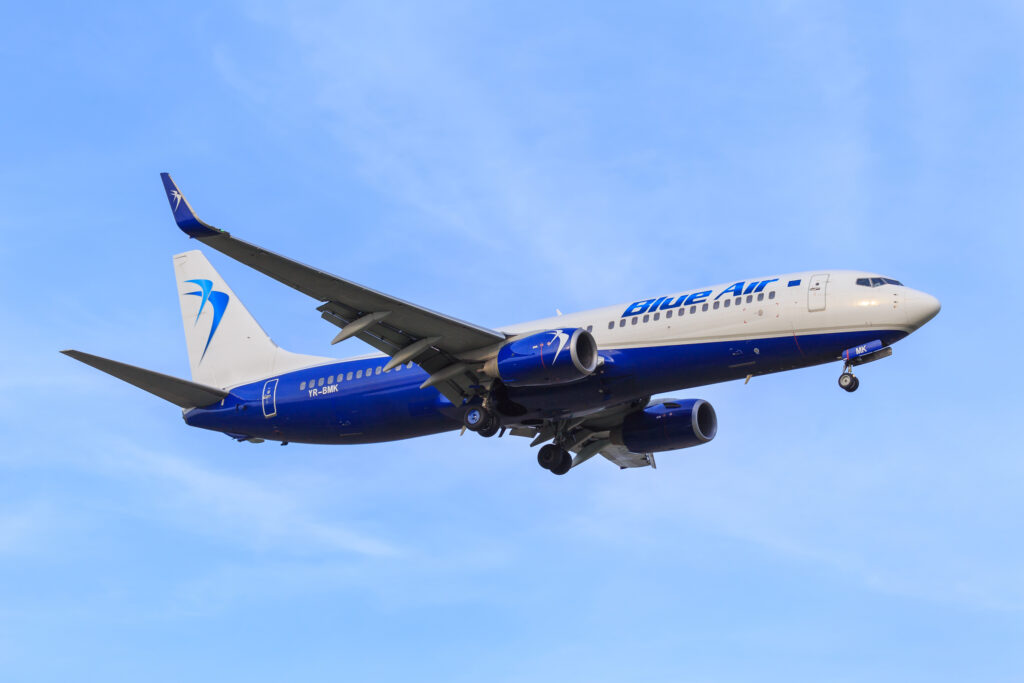 Blue Air, amendată cu 2 milioane de euro pentru anularea zborurilor. Compania, obligată să retturneze banii pe biletele vândute