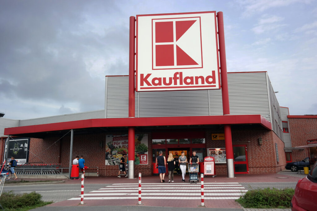 Magazinele Kaufland retrag un produs de pe piață, din cauza riscului de electrocutare. Cumpărătorii sunt sfătuiți să înapoieze articolul