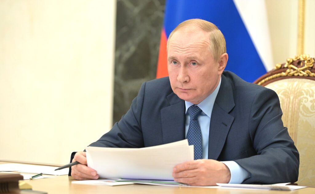 Vladimir Putin a avut o convorbire telefonică cu premierul armean Nikol Pashinian. „Au discutat despre evoluția situației din jurul Nagorno-Karabah”