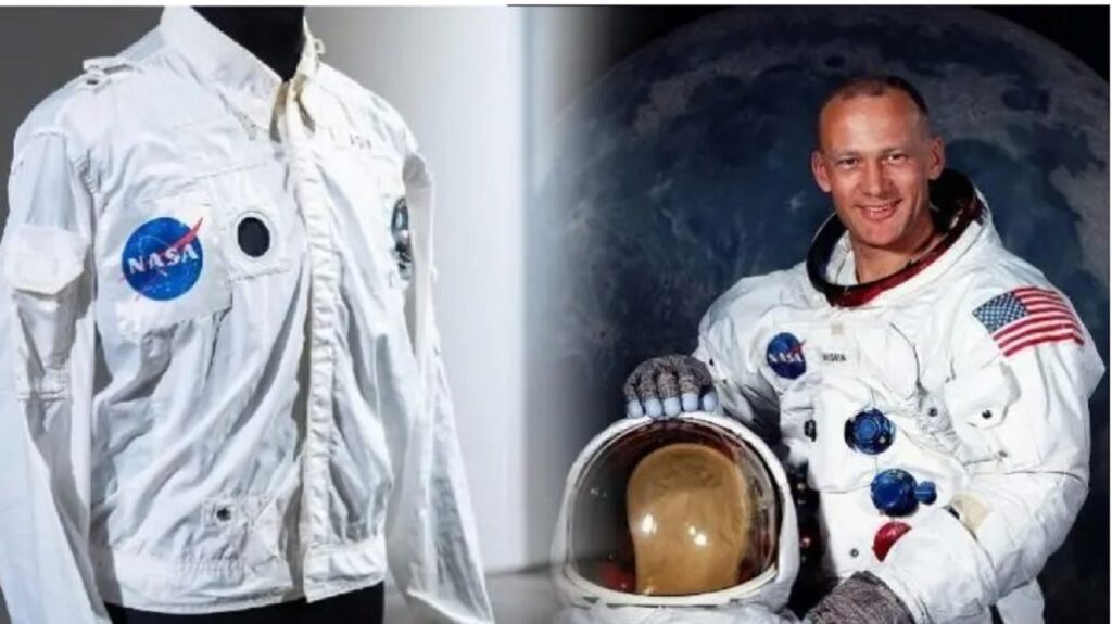 Jacheta purtată de Buzz Aldrin în timpul misiunii Apollo 11 a fost vândută cu aproape 2.8 milioane de dolari