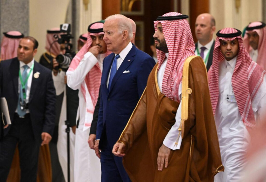 Joe Biden a plecat din Arabia Saudită așa cum a venit: „Cu mâna goală”. A minimalizat întâlnirea cu Mohammed bin Salman