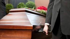 Controale ANPC la firmele de servicii funerare. Nereguli în cascadă descoperite de Piedone