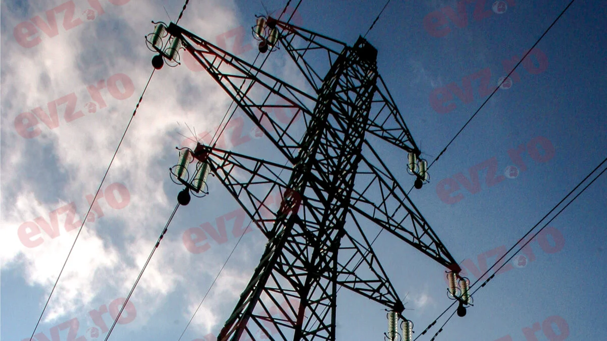 Țările membre UE au cerut Comisiei Europene o intervenție temporară de urgență pe piață pentru ieftinirea electricității