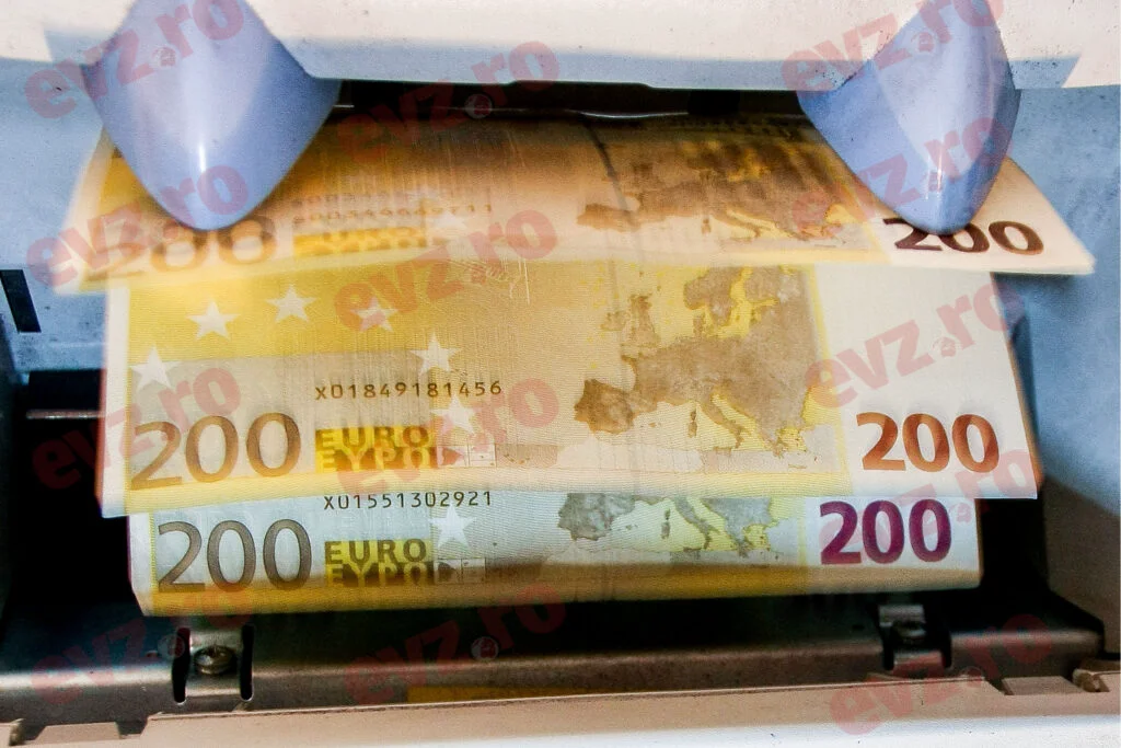 Două bancnote euro vor dispărea din circulație. De ce a fost luată o astfel de decizie