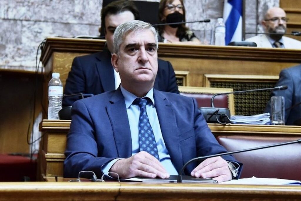 Șeful serviciilor secrete din Grecia demisionează, acuzat de supraveghere ilegală a telefoanelor