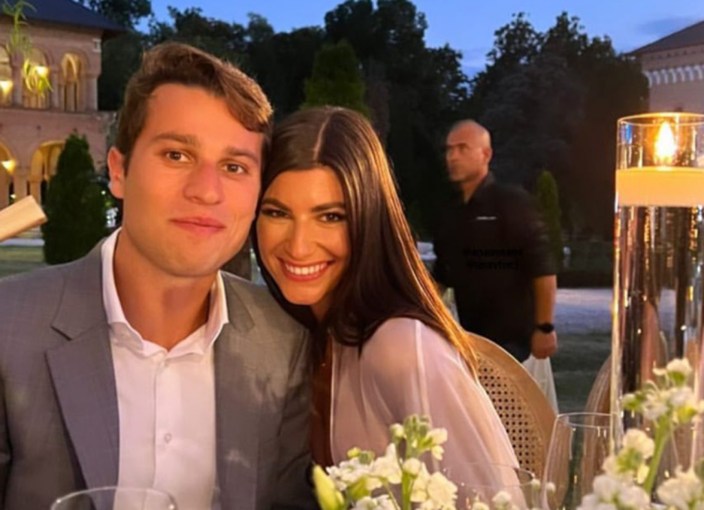 Mircea Geoană se pregătește să devină socru mic. Fiica sa s-a logodit, petrecerea s-a ținut la Palatul Mogoșoaia. Video