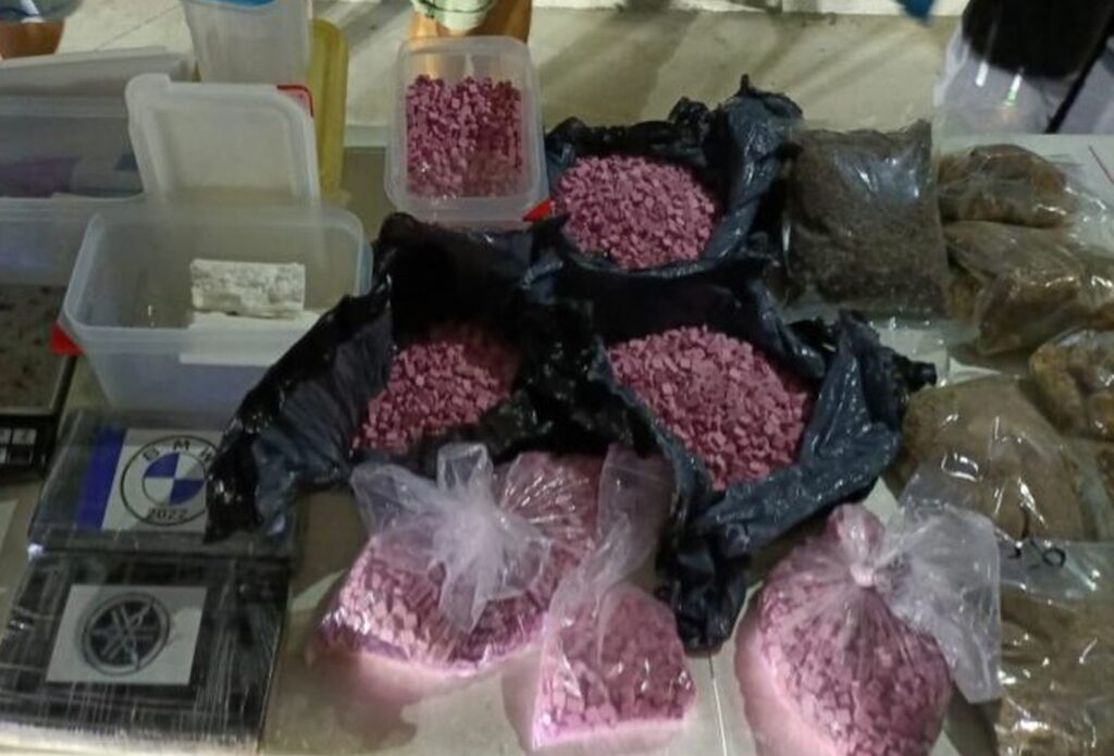 Garda Civilă spaniolă a confiscat cea mai mare cantitate de cocaină roz în Ibiza. 14 membri ai unei organizații criminale au fost arestați