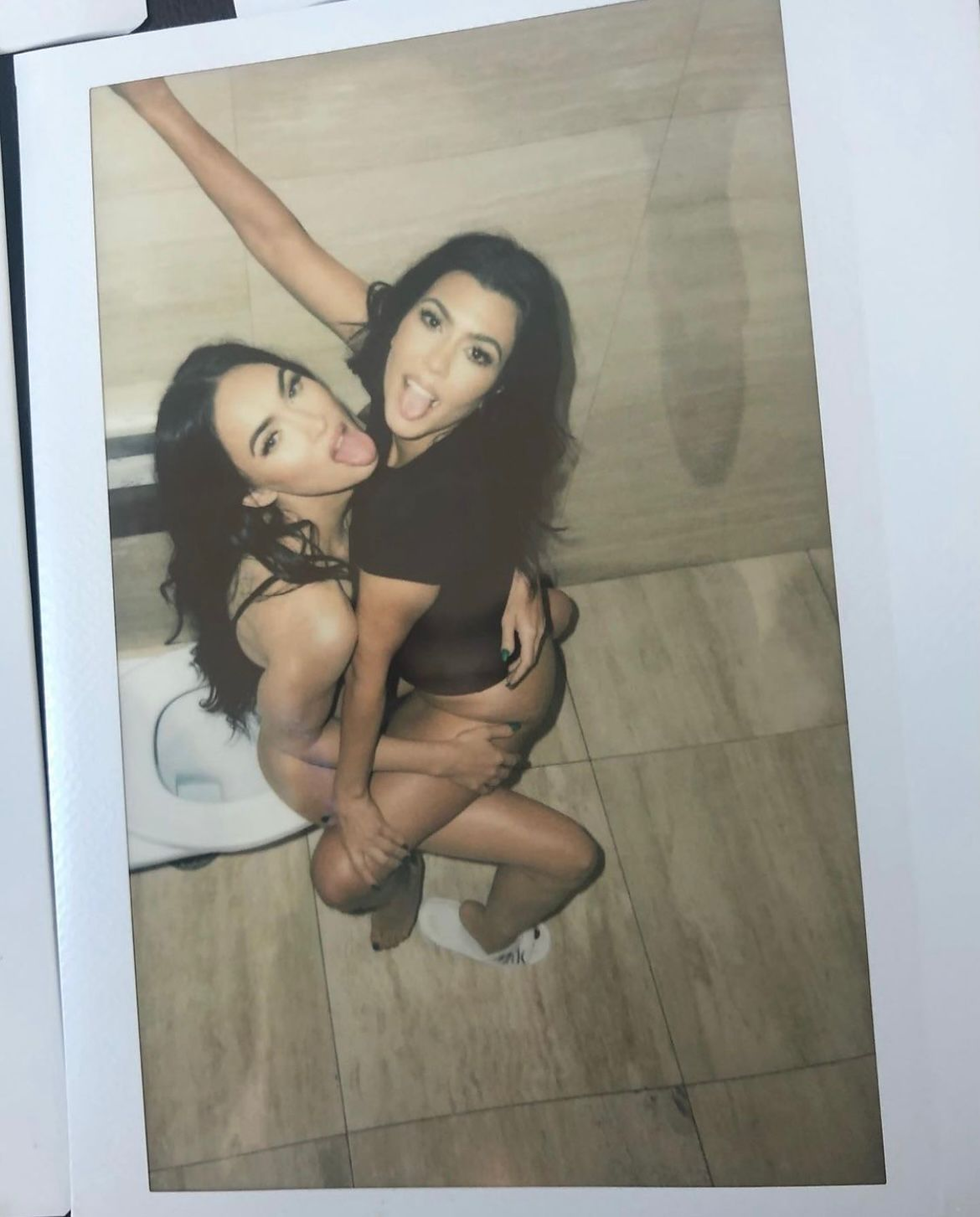 Megan Fox și Kourtney kardashian