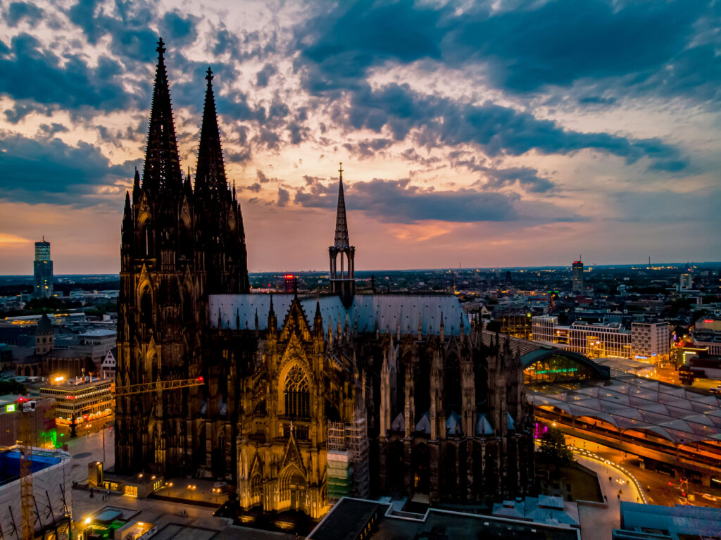 Economie de energie la Catedrala din Köln. Nu va mai fi luminată pe timp de noapte