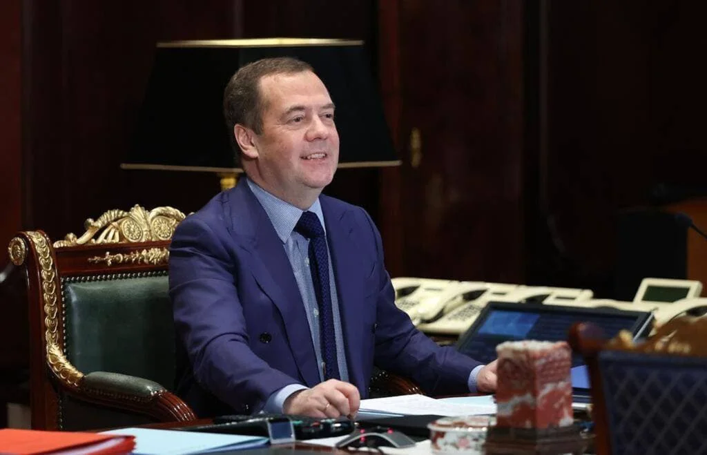 Fostul preşedinte rus, Dimitri Medvedev, vrea anexarea Donbasului pentru a întări ofensiva rusă