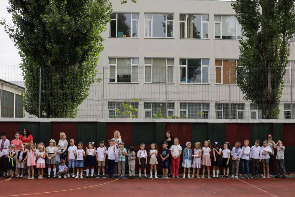 O nouă dată limită pentru depunerea cererilor pentru Programul „Sprijinirea educației în limba română”, Tot ce trebuie să știi