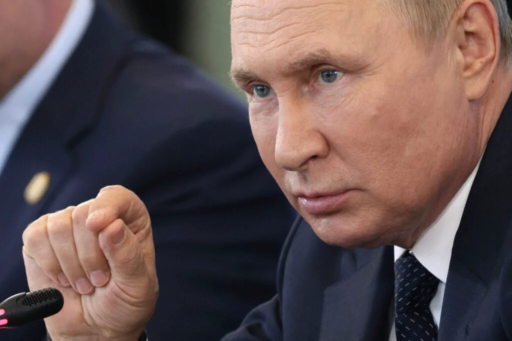 Se cere aducerea lui Vladimir Putin în fața justiției internaționale. Ce riscă liderul de la Kremlin