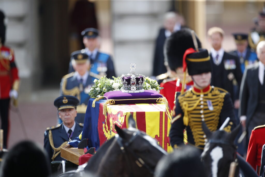 Cine va participa la funeraliile reginei Elisabeta a II-a. Dictatorii care au fost omiși de pe lista invitaților