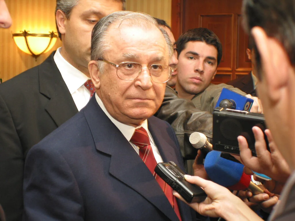 Ce avere va lăsa în Ion Iliescu. Legătura dintre moștenitorul fostului președinte și Elena Băsescu