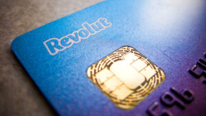 Revolut, revoluție în banking. Facilități neașteptate pentru clienți