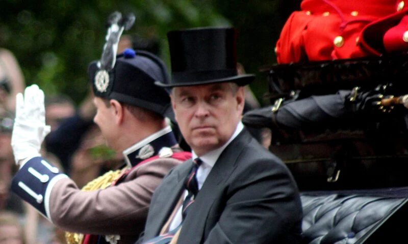 Încă o persoană își pierde titlul regal, după Prințul Andrew. Îi era acordat de Regina Elisabeta a II-a