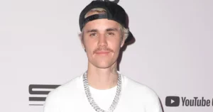 Justin Bieber a uitat să-și plătească impozitele de sute de mii de dolari. Ce riscă vedeta