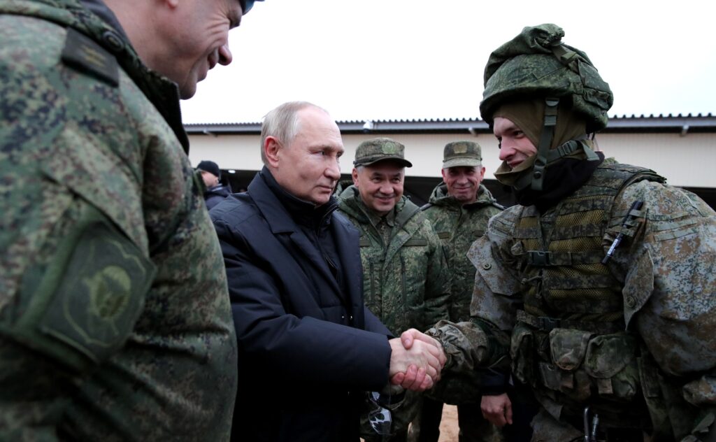 Vladimir Putin se antrenează pentru război. Cum a fost surprins liderul de la Kremlin