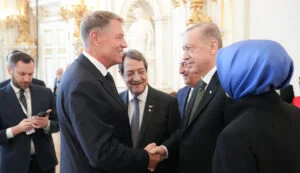 Klaus Iohannis, dialog cu Recep Tayyip Erdogan. Ce subiecte au abordat cei doi președinți